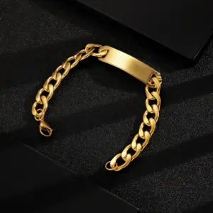 Curved Brand