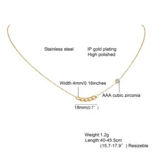 Chain Necklace: / Gold