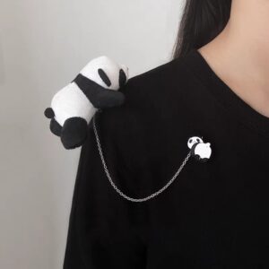 Fat chain three-dimensional panda