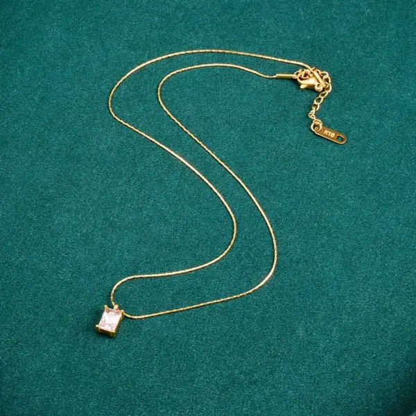 PVD Coated Real Gold Plated Heart 304 Stainless Steel Princess Lady Shiny Waterproof Non Tarnish Inlay Inlaid Necklace