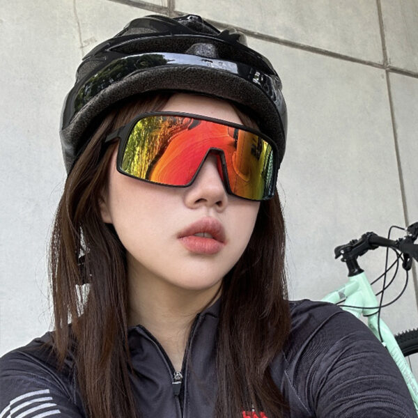 Wholesale New Outdoor Cycling Mountaineering Sunglasses Men's Personalized Fashion High Sense Sports Sunglasses Women's Integrated Goggles