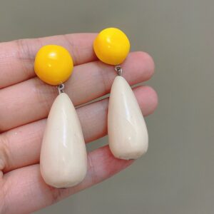 Yellow head rice water drop ear clip