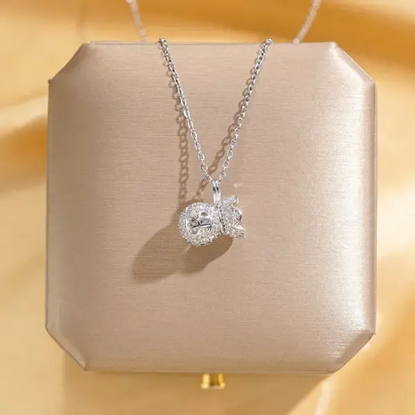 Wholesale 304 Stainless Steel Copper Solid Color Water Plating Zircon White K Plated Elegant Glam Plating Inlay Silver Pendant Necklace