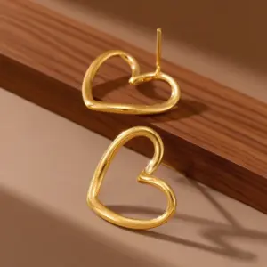E0205-Twisted Heart-Shaped Earrings- Gold
