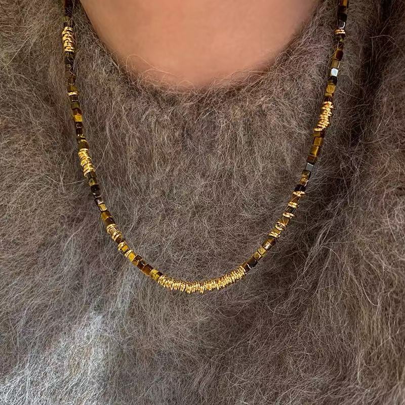 Wholesale Natural tiger eye stone Maillard beaded sweater chain European and American light luxury vintage autumn and winter hand ing heavy industry s