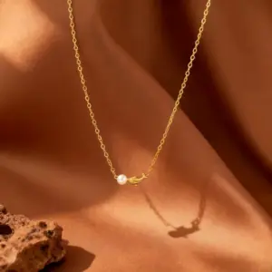 X01175-Pearl Dolphin Necklace- Gold