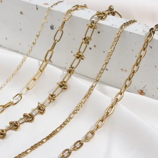 Wholesale PVD Coated Real Gold Plated 18K Gold Geometric 304 Stainless Steel Fashion Waterproof Non Tarnish 304 Stainless Steel Necklace