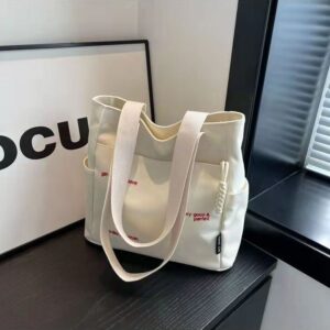 Wholesale Canvas bag for women ins Mori all-match shoulder bag large capacity book loading student class commuter bag portable cloth bag