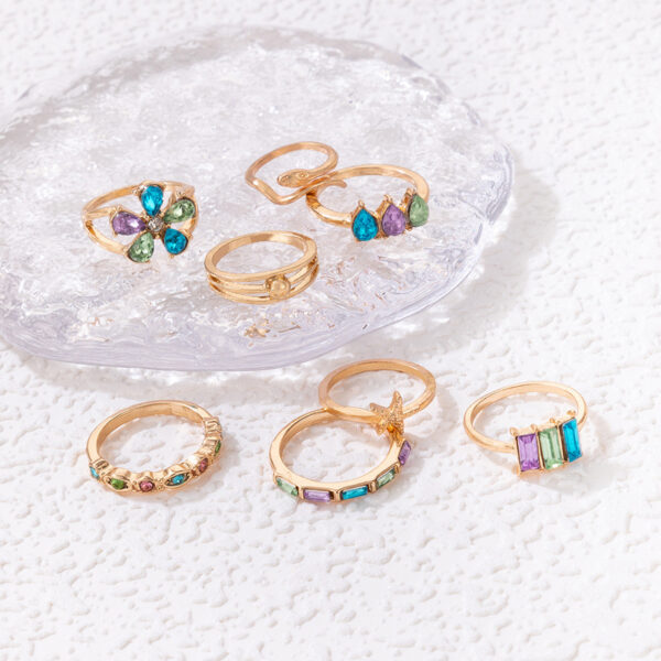 Wholesale Colorful diamond flower ring snake scallop eight-piece set