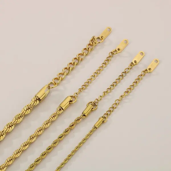 Wholesale Ion Plating (IP) 18K Gold Plated Twist 304 Stainless Steel Simple Style Waterproof Non Tarnish 304 Stainless Steel Bracelets