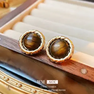 Silver Needle Twist round Ring Earrings