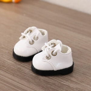 White lace-up leather shoes / Suitable for first, second, and third generation keychains (dolls not included).