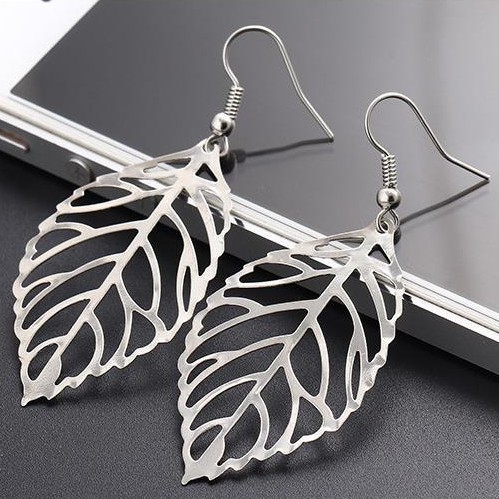 Wholesale B033 Europe and the United States popular new leaf pendant earrings long women's fashion temperament retro simple earrings