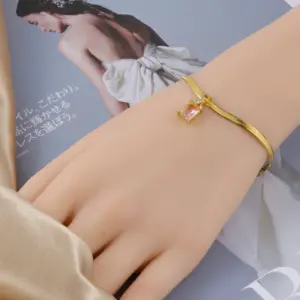 22C10152-Pink Diamond 17 5cm Bracelet