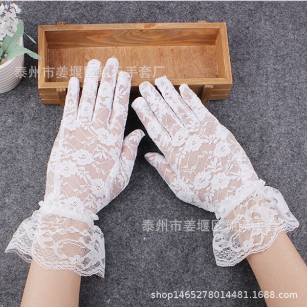 Wholesale Summer Black Large Lace Short Sunscreen Gloves