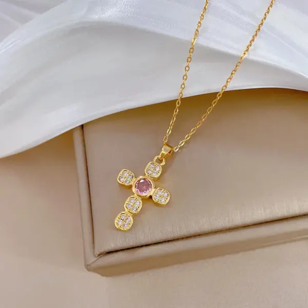 Wholesale Electroplating Golden Plated Cross Titanium Steel Copper Exaggerated Titanium Steel Pendant Necklace