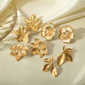 Wholesale 1 Pair Sweet Streetwear Flower Petal Flowers 304 Stainless Steel Imitation Gold Electroplating Ear Studs