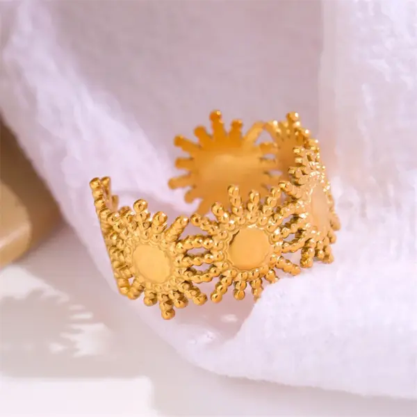 Wholesale Vacuum Plating 18K Gold Plated 18K Gold Cross Round 201 Stainless Steel Simple Style Roman Style Open Rings
