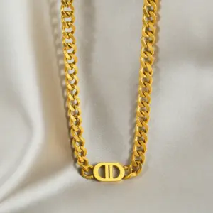 A8220-Pig Nose Cuban Link Chain