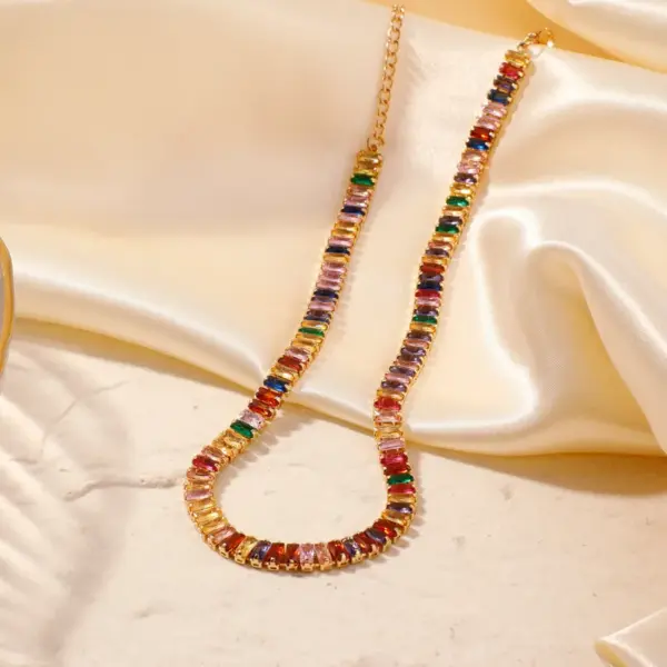 Wholesale Copper Solid Color Chain Vacuum Plating Zircon Gold Plated Lady Sweet Shiny Inlay Claw Chain Necklace