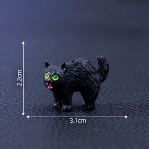 #13 Startled Black Cat / Halloween items