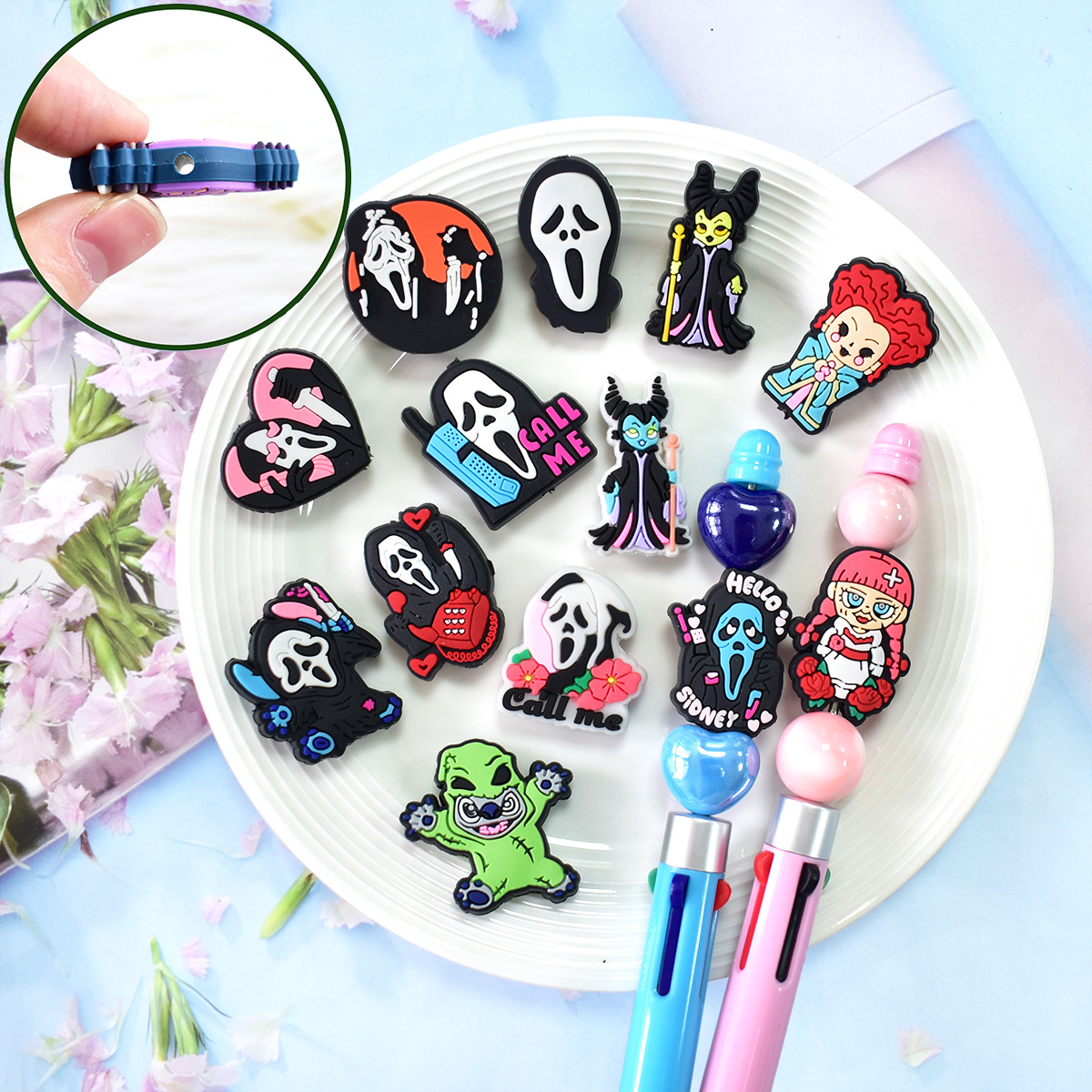 Wholesale soft vinyl beads