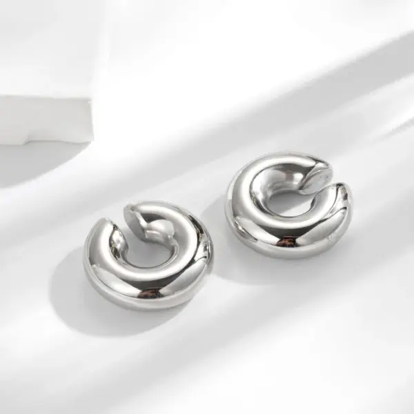 PVD Coated C Shape Water oplets 304 Stainless Steel Simple Style Waterproof Non Tarnish Ear Studs