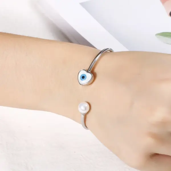 Wholesale PVD Coated 18K Gold Plated Heart Titanium Steel Korean Style Waterproof Non Tarnish