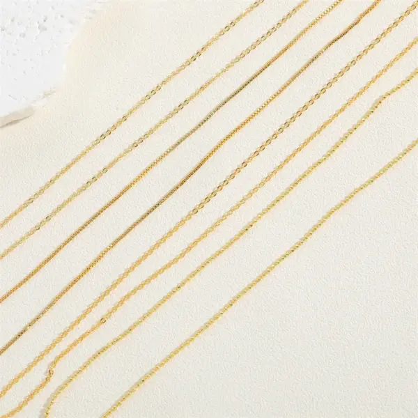 Wholesale Simple Style Classic Style Solid Color Copper 18k Gold Plated 24k Gold Plated White Gold Plated Necklace In Bulk