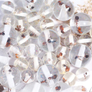 Wholesale Creative DIY beaded chains for phones, keys, and bags, featuring small insects, bees, and ants that can be strung through straight holes.