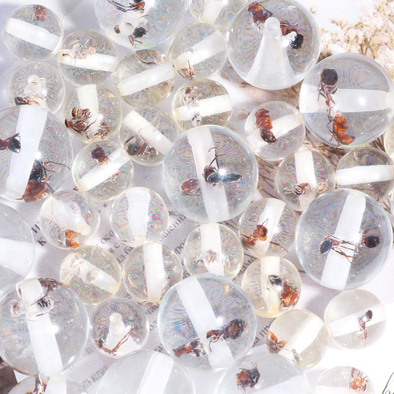Wholesale Creative DIY beaded chains for phones, keys, and bags, featuring small insects, bees, and ants that can be strung through straight holes.