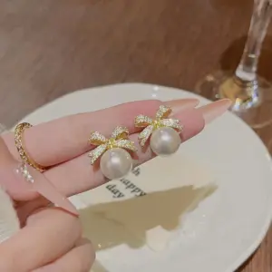 E0153 Gold Silver Needle