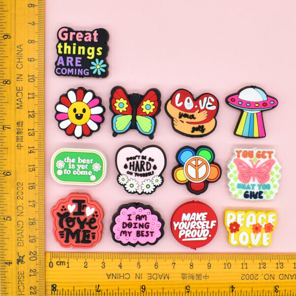 oly-1ac1b13208a8f664c05a950cb5884124 Wholesale Cartoon soft rubber beads