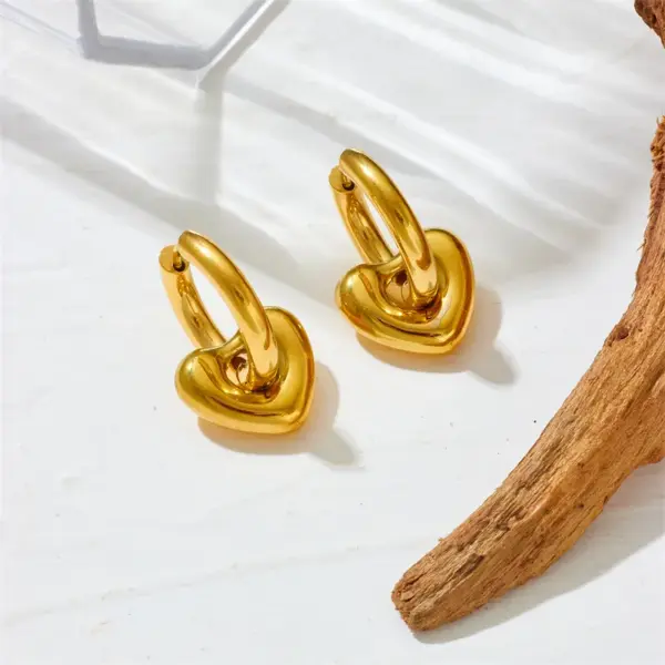 Wholesale 304 Stainless Steel Solid Color PVD Coated 18K Real Gold Plated 18K Gold Simple Style Commute Waterproof Non Tarnish Plating Hoop Earrings