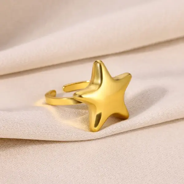 Wholesale PVD Coated Real Gold Plated Round Star Heart Shape 304 Stainless Steel Simple Style Classic Style Waterproof Non Tarnish Open Rings