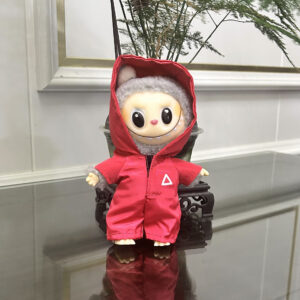 Red triangle (only clothes, no belt and gun)