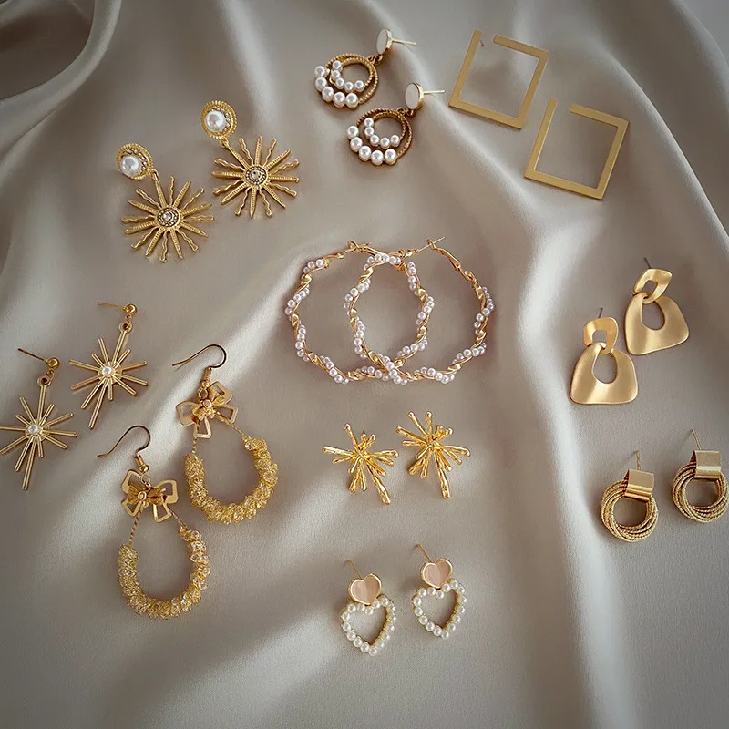 Wholesale Fashion Geometric Alloy Plating Pearl Women's Earrings 1 Pair