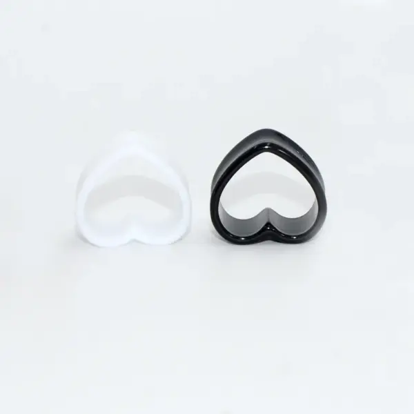Wholesale 1 Pair Ear Cartilage Rings & Studs Simple Style Heart Shape Arylic