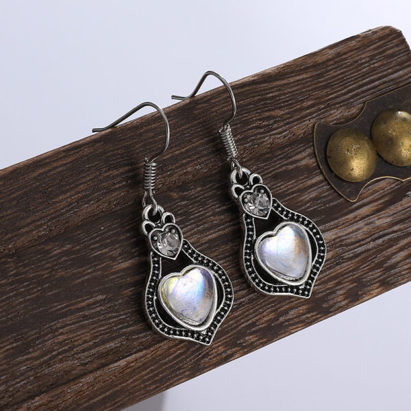 Wholesale Cross-border Moonstone Retro Water op Earrings European and American Creative Topaz Rainbow Gem Earrings Turquoise Earrings