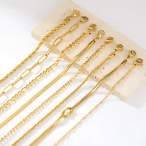 Wholesale Gold Stainless Steel Cuban Chain Bracelet For Women Fashion Simple Jewelry Gift Twisted Slim Geometric Pattern Unisex Style