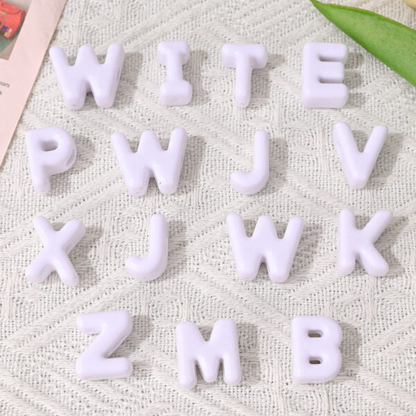 oly-1c2cb2c3bc698aa80d224e110459ed91 Wholesale Acrylic Colorful Letter Beads DIY Jewelry Accessories