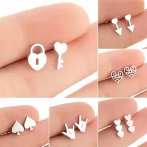 PVD Coated Real Gold Plated Heart Shape Titanium Steel Fashion Waterproof Non Tarnish Ear Studs
