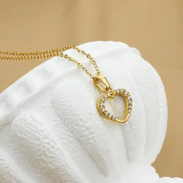 Wholesale Titanium Steel Basic Modern Style Classic Style Plating Inlay Heart Shape Zircon Pendant Necklace