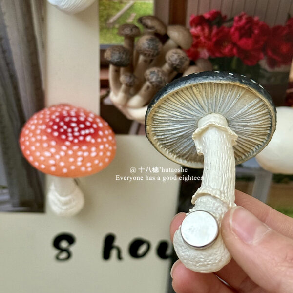 Wholesale Simulation Mushroom Mushroom Mushroom Refrigerator Sticker Magnetic Adsorption Decoration Sticker Creative Home Decorations Magnetic Sticker
