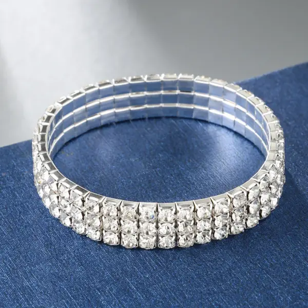 Wholesale Simple Style Solid Color Copper Inlay Rhinestones Chakra Bracelet