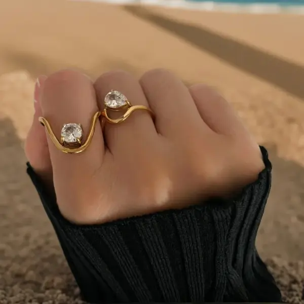 Wholesale 304 Stainless Steel Round Water Droplets PVD Coated Zircon Real Gold Plated Romantic Shiny Waterproof Non Tarnish Surgical Steel Inlay Gold Rings