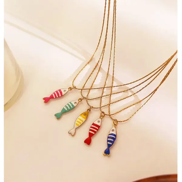 304 Stainless Steel Starfish PVD Coated Enamel Real Gold Plated Retro Simple Style Waterproof Non Tarnish Surgical Steel Bamboo Necklace Lobster Trigger Clasp Closure White Red Pendant Necklace