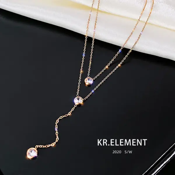 Wholesale Simple Style Geometric Titanium Steel Plating Rhinestones Pendant Necklace 1 Piece