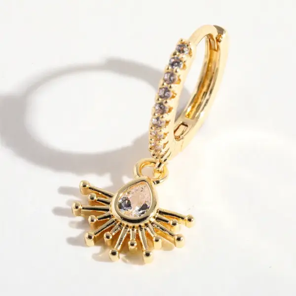 Wholesale 1 Piece Fashion Animal Star Moon Inlaid Zircon Copper Zircon 18K Gold Plated Earrings