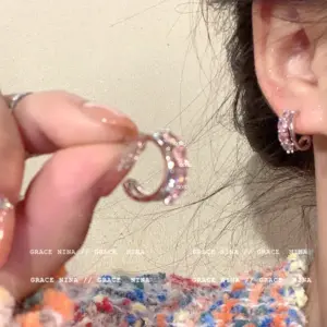 A1179 Silver-Ear Studs